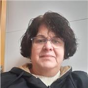 Ingeniera Mecánica graduada en Cuba, impartí clases de alumna ayudante y de Física en la ESO